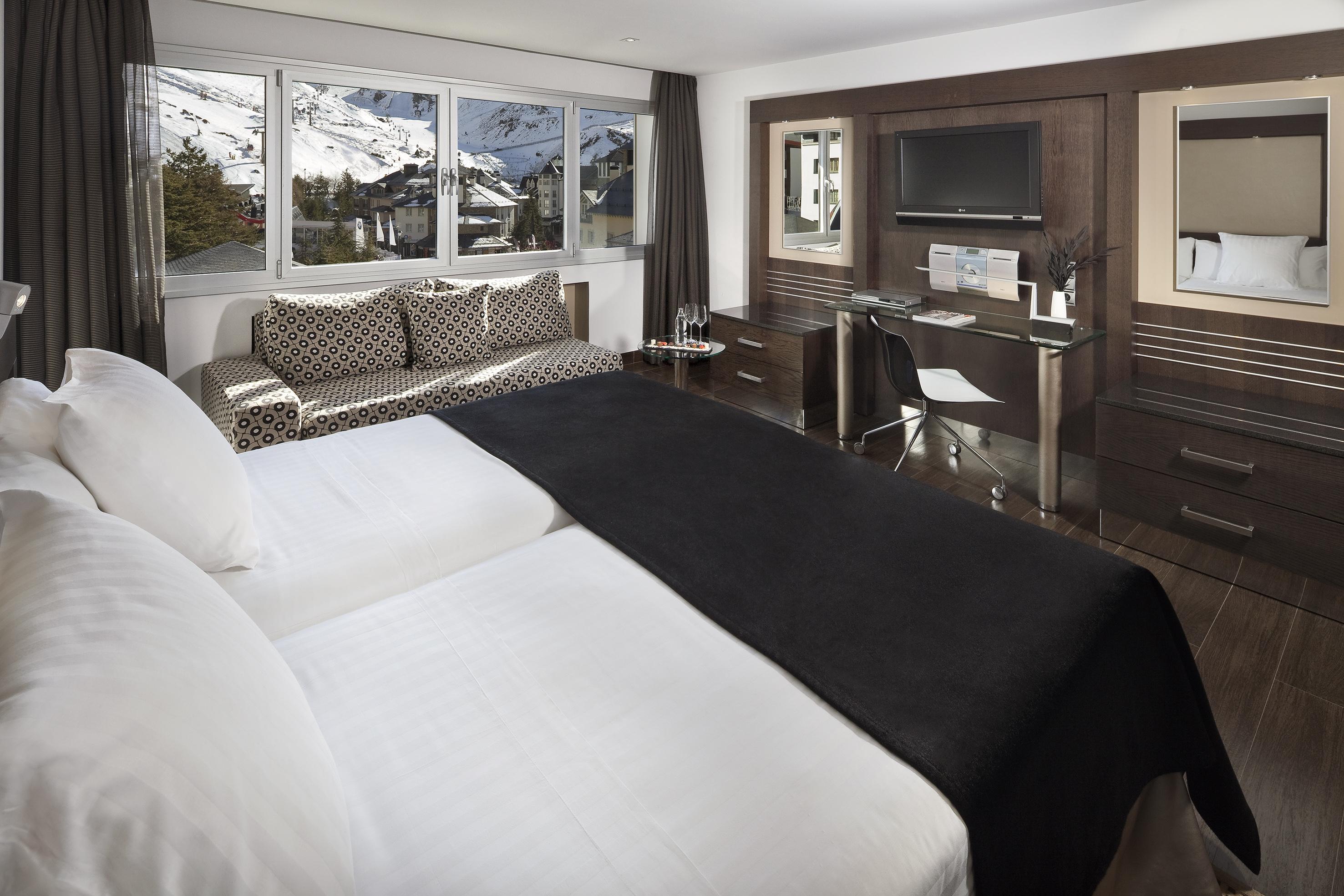 Hotel Meliá Sol y Nieve Sierra Nevada Exterior foto