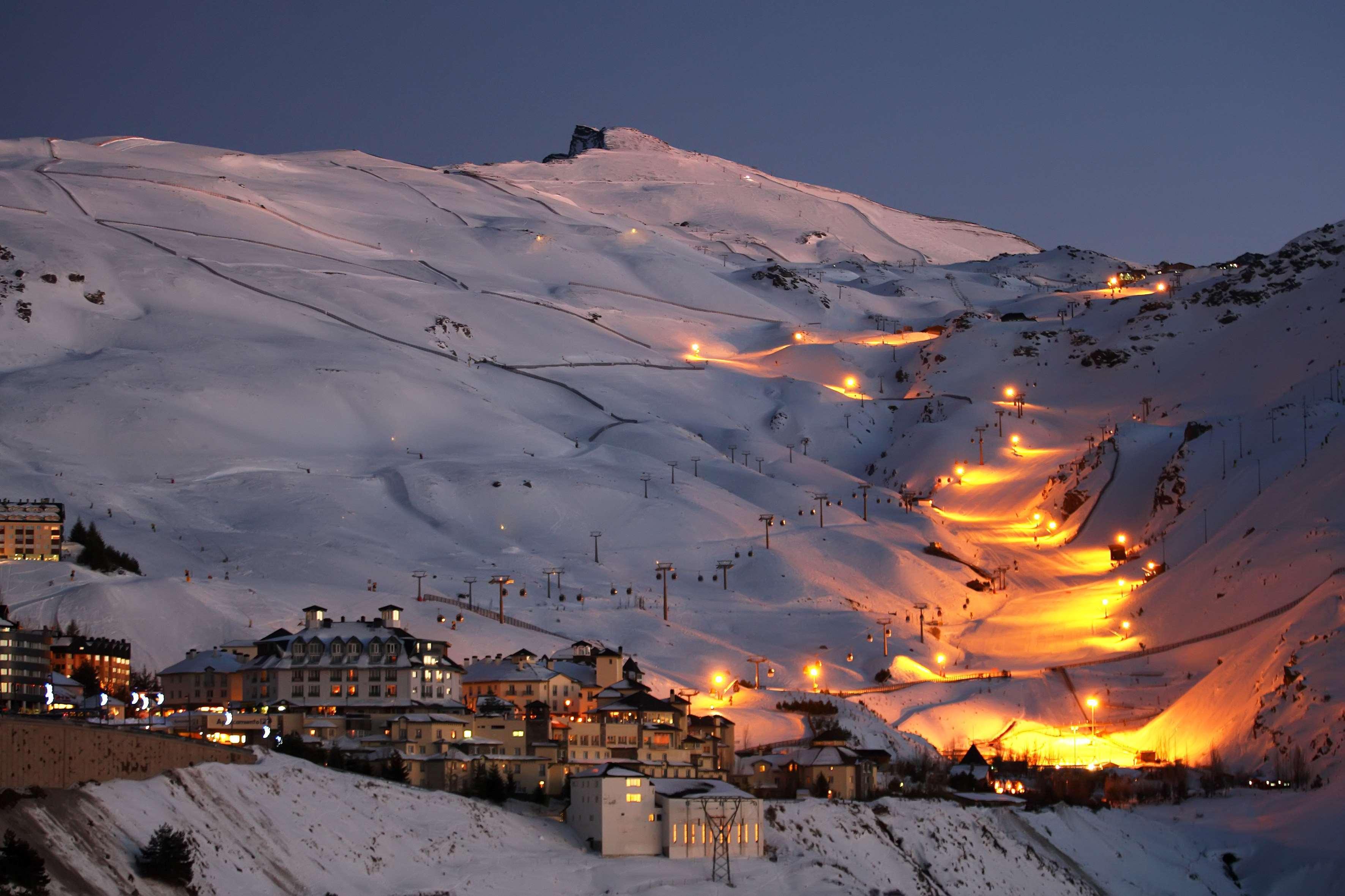 Meliá Sol y Nieve Hotel Sierra Nevada Exterior foto